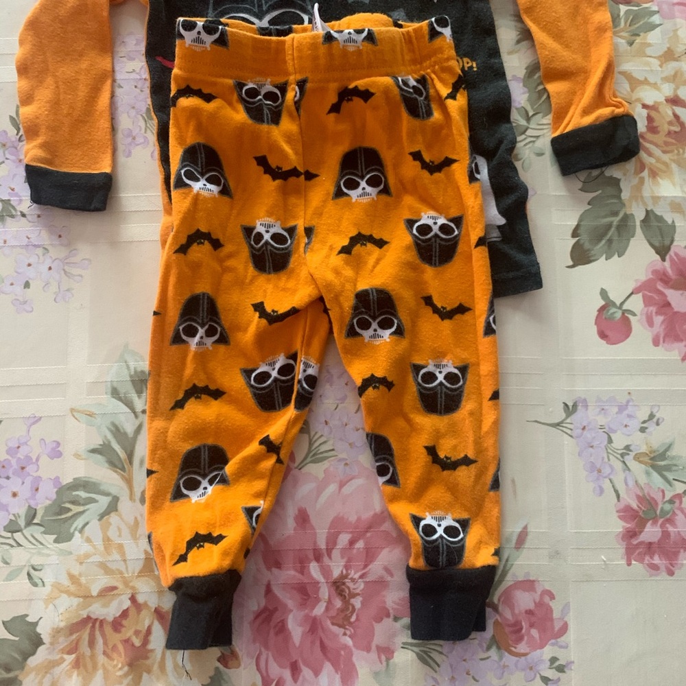 StarWars PJ’s - Picture 5 of 7